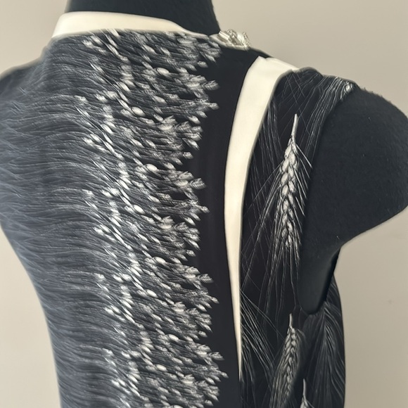 3.1 PHILLIP LIM 100% SILK ELEGANT BLACK GREY CREAM DRESS WITH NECKLINE DETAIL - Picture 6 of 15